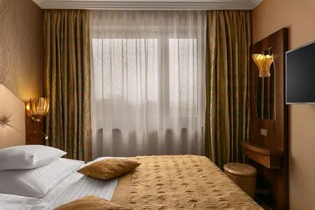 kings-superior-double-room-2